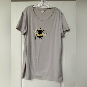 LuLaRoe Gray Bee Graphic Short Sleeve Tee